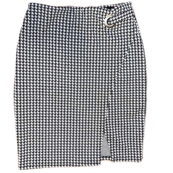 Black & White Plaid Hoodstooth Slit Skirt - Picture 3 of 4